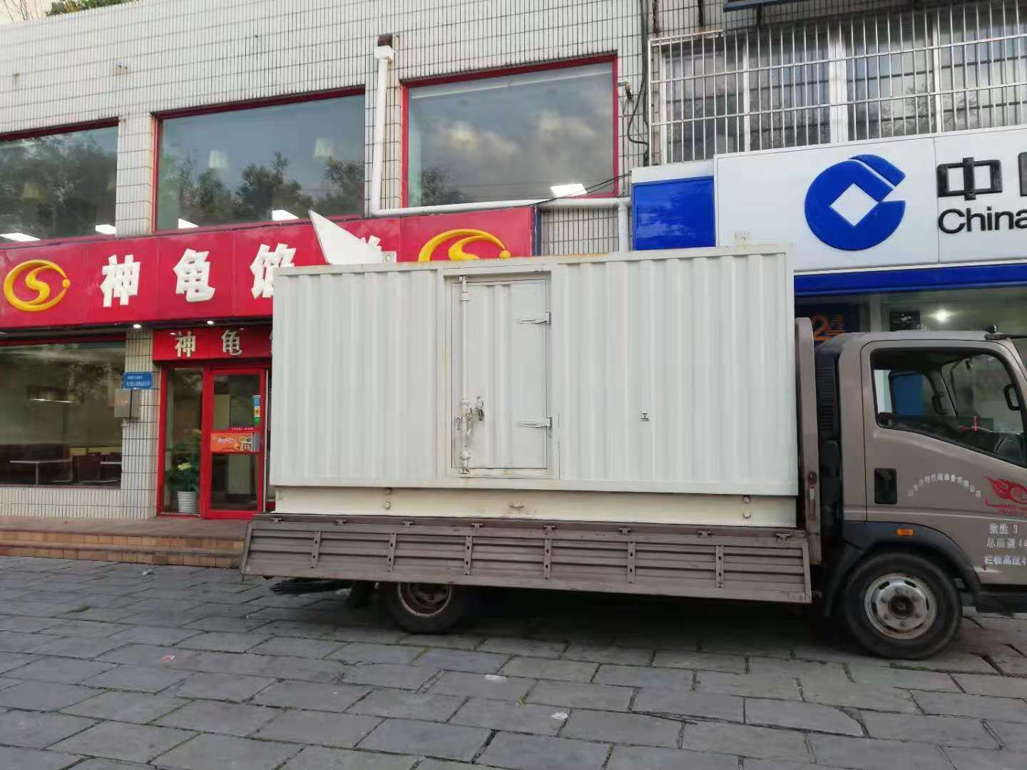 呼和浩特出租发电机-柴油发电机组错误的启动方式